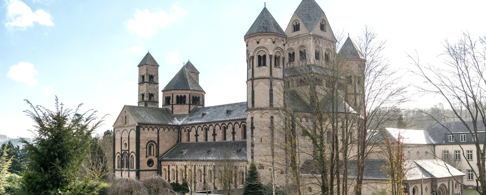 Abteikirche Maria Laach, Außenansicht, © Eifel Tourismus GmbH, D. Ketz Abteikirche Maria Laach, Außenansicht, © Eifel Tourismus GmbH, D. Ketz