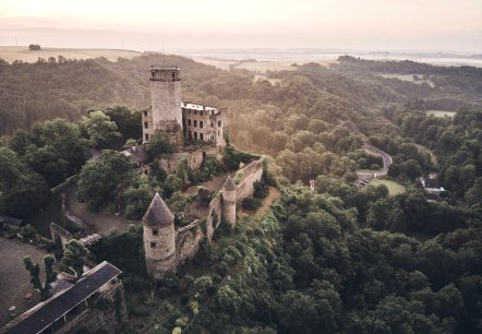 Elzbachtal Sonnenaufgang, © Schieferland Kaisersesch Elzbachtal Sonnenaufgang, © Schieferland Kaisersesch