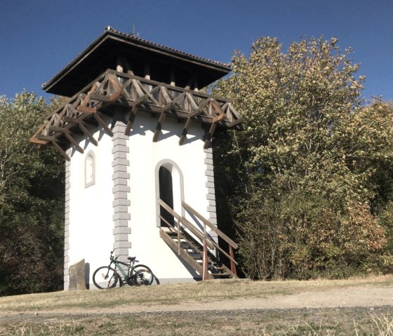 Mit dem Fahrrad zum Römerturm, © Schieferland Kaisersesch Mit dem Fahrrad zum Römerturm, © Schieferland Kaisersesch