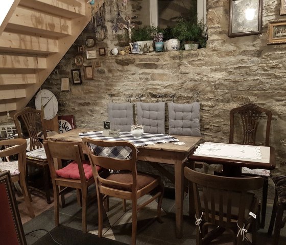 Innenraum des Cafés (1), © Café Zeit Innenraum des Cafés (1), © Café Zeit