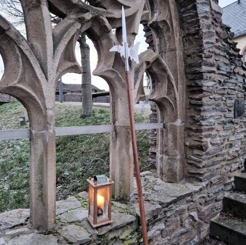 Der traditionelle Dreispitz und die Laterne, © Schieferland Kaisersesch