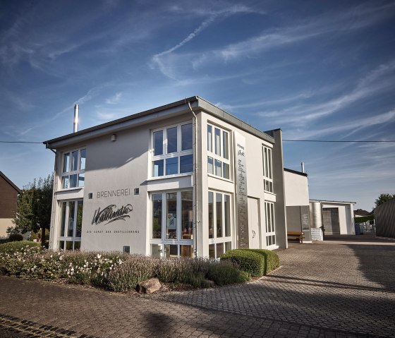 Au&szlig;enansicht Geb&auml;ude, &copy; Brennerei Hubertus Vallendar