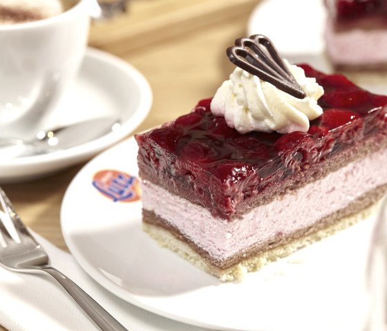 Kuchenschnitte, © Wolfgang Schwarz/Bäckerei Gebr. Lutz GmbH & Co. KG