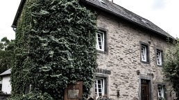 Buitenaanzicht1, © Hans Heuser - Strolchfoto