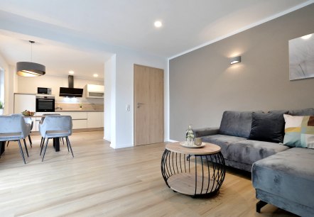 Wohnzimmer Ferienwohnung 2, © Christoph Gerhartz/Kleine Eifel Auszeit