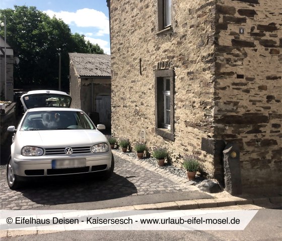 Parkplatz am Haus, &copy; Eifelhaus Deisen