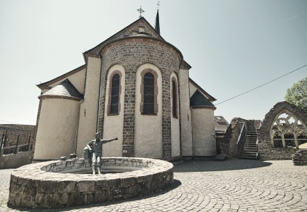 Pilgerbrunnen in Kaisersesch Eifel-Camino, © Schieferland Kaisersesch