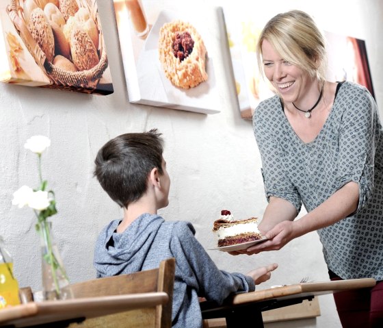 S&uuml;&szlig;e Leckereien in Mohr's Backschopp, &copy; Christoph Gerhartz