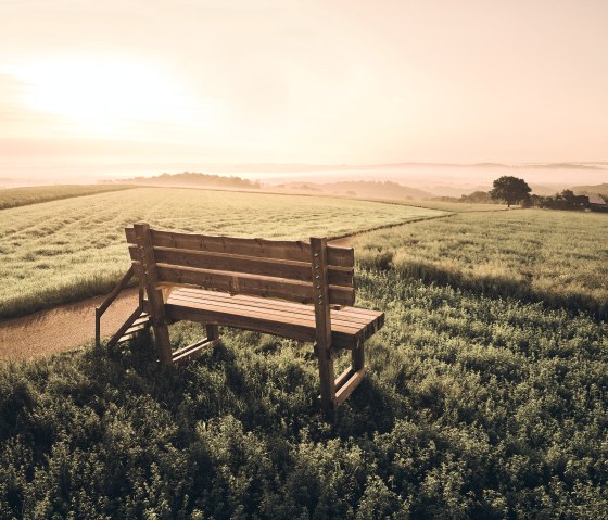 Zonsopgang, © Schieferland Kaisersesch, Marco Rothbrust
