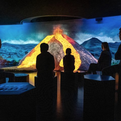 Vulkanausbruch im Lava-Dome, © Eifel Tourismus GmbH, D. Ketz