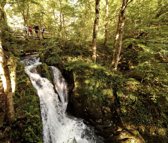 Adembenemende waterval de "Rausch", © Schieferland Kaisersesch, Marco Rothbrust