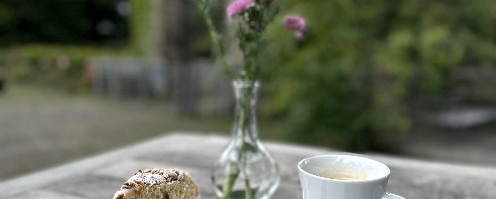 hausgemachter Kuchen im Burghof genießen, © Pascal Abel
